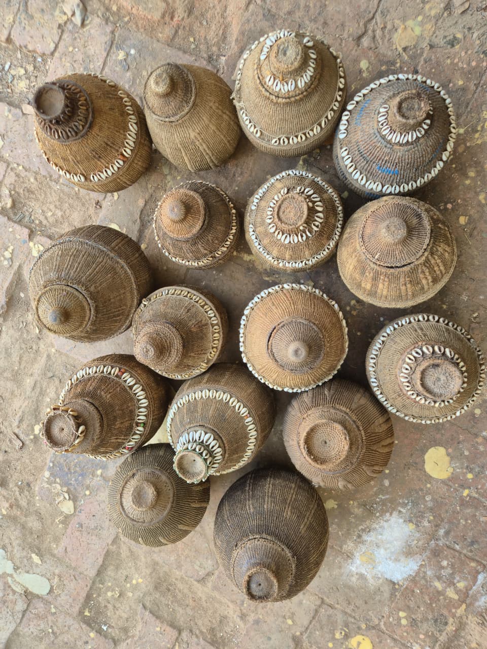 HABESHA MILK JUG SHELLS EHIOPIA L 38-42